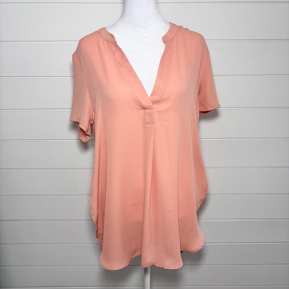 Forever 21 Peach V-Neck Women's Top Lightweight‎ size L
